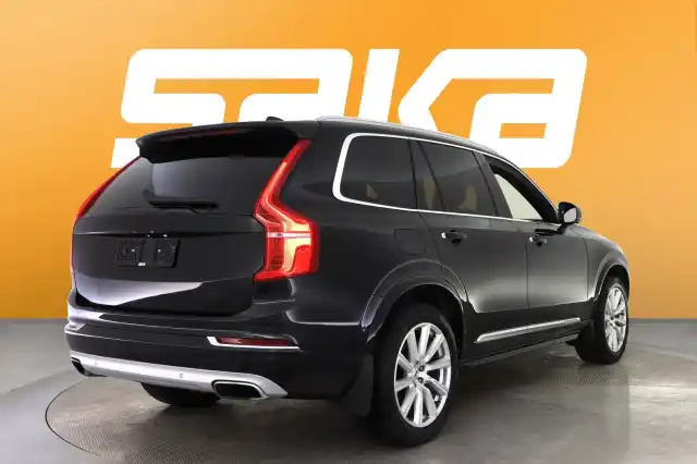 Musta Maastoauto, Volvo XC90 – VAR-60624