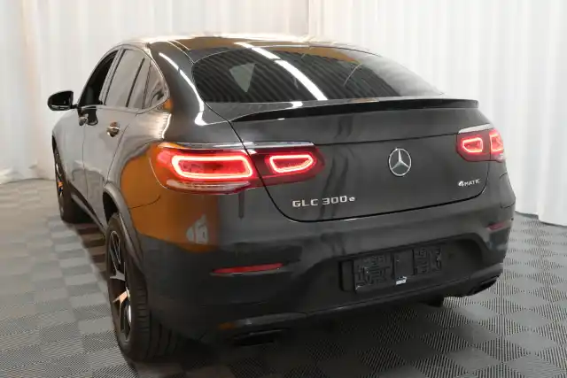 Harmaa Coupe, Mercedes-Benz GLC – VAR-61169