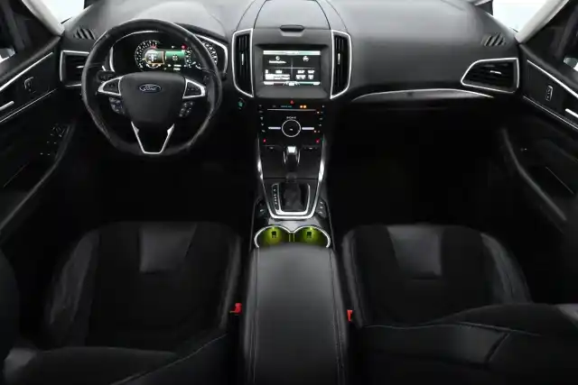 Harmaa Tila-auto, Ford S-Max – VAR-61287