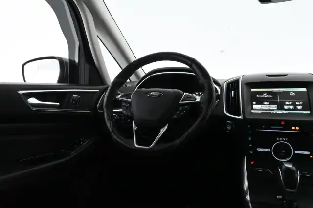 Harmaa Tila-auto, Ford S-Max – VAR-61287