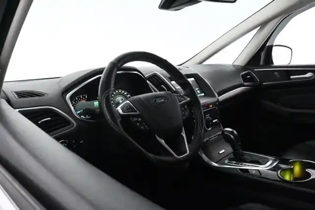 Harmaa Tila-auto, Ford S-Max – VAR-61287