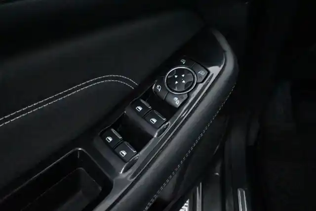Harmaa Tila-auto, Ford S-Max – VAR-61287