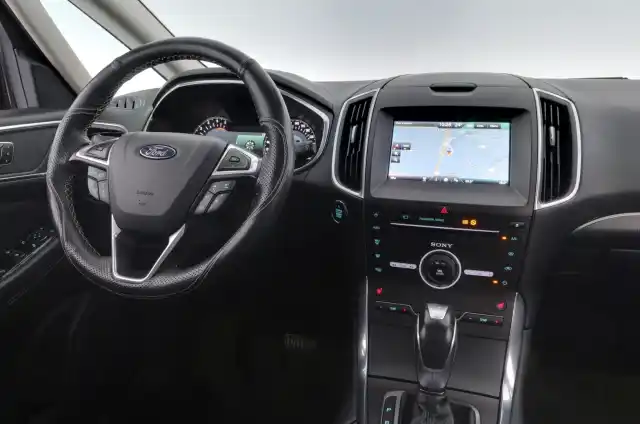 Harmaa Tila-auto, Ford S-Max – VAR-61287