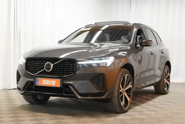 Harmaa Maastoauto, Volvo XC60 – VAR-61395
