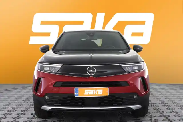 Punainen Maastoauto, Opel Mokka-e – VAR-61571