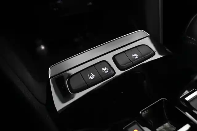 Punainen Maastoauto, Opel Mokka-e – VAR-61571