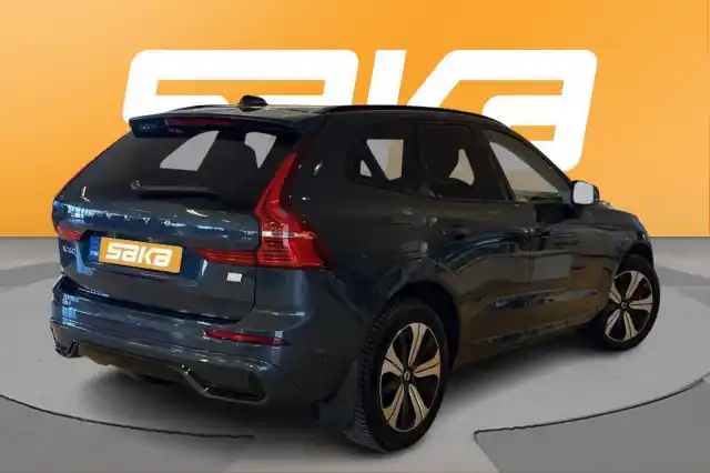 Sininen Maastoauto, Volvo XC60 – VAR-61591