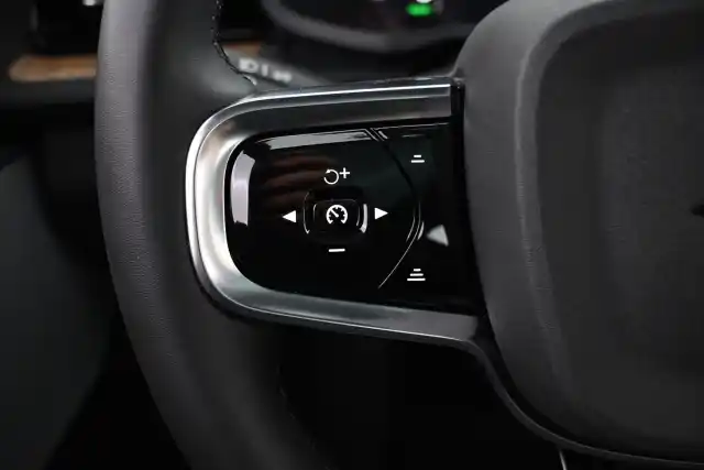 Sininen Sedan, Polestar 2 – VAR-62307