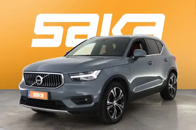 Harmaa Maastoauto, Volvo XC40 – VAR-62311