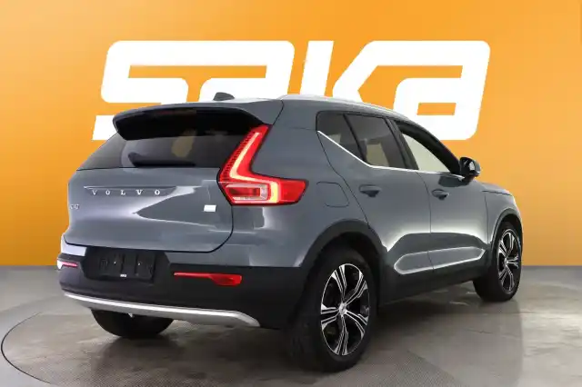 Harmaa Maastoauto, Volvo XC40 – VAR-62311