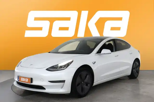 Valkoinen Sedan, Tesla Model 3 – VAR-62482