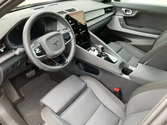 Harmaa Sedan, Polestar 2 – VAR-62509