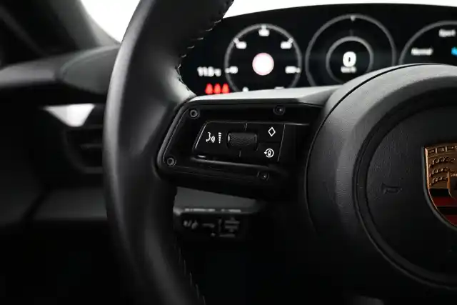 Musta Farmari, Porsche Taycan – VAR-62559