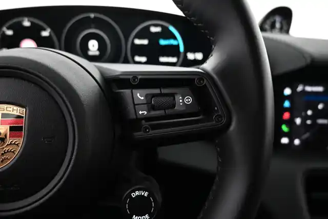 Musta Farmari, Porsche Taycan – VAR-62559