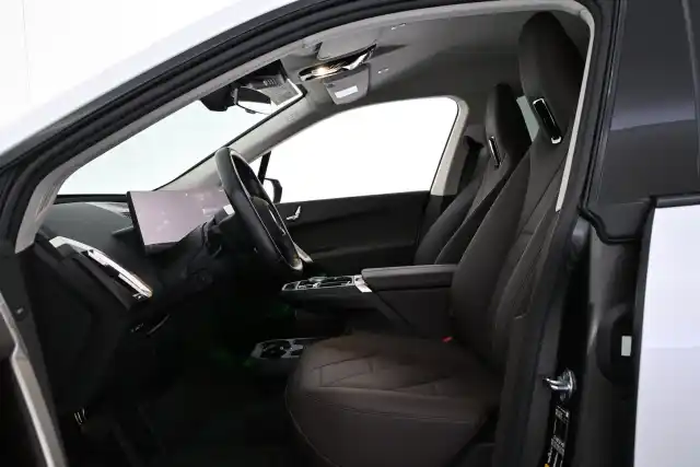 Valkoinen Maastoauto, BMW iX – VAR-62612