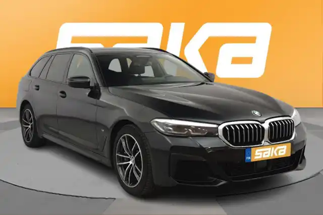 Musta Farmari, BMW 530 – VAR-62772