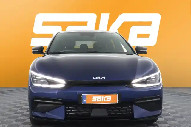 Sininen Maastoauto, Kia EV6 – VAR-62841