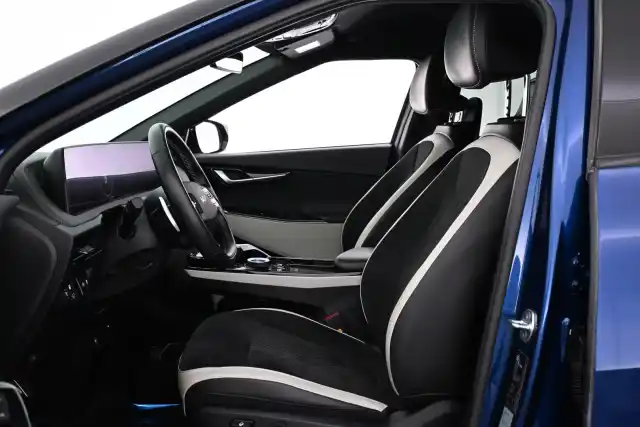 Sininen Maastoauto, Kia EV6 – VAR-62841