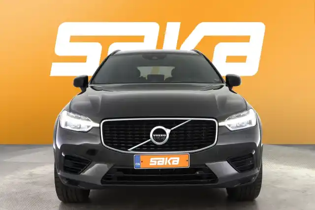 Harmaa Maastoauto, Volvo XC60 – VAR-63005