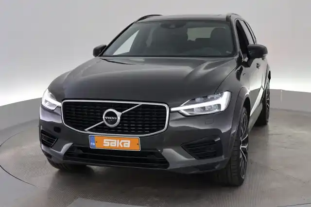 Harmaa Maastoauto, Volvo XC60 – VAR-63005