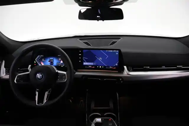 Sininen Viistoperä, BMW iX2 – VAR-63169