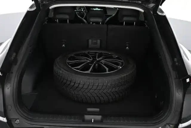 Harmaa Maastoauto, Kia EV6 – VAR-63539