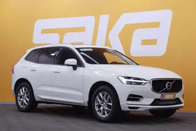 Valkoinen Maastoauto, Volvo XC60 – VAR-63576