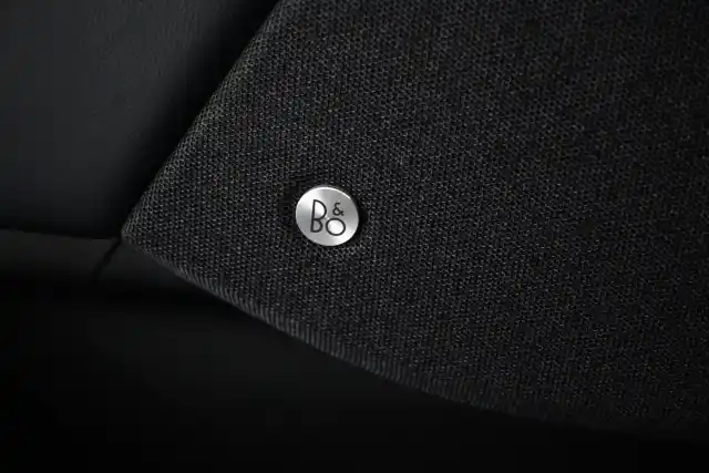 Harmaa Maastoauto, Ford Mustang Mach-E – VAR-63619