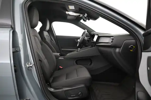 Harmaa Sedan, Polestar 2 – VAR-63665