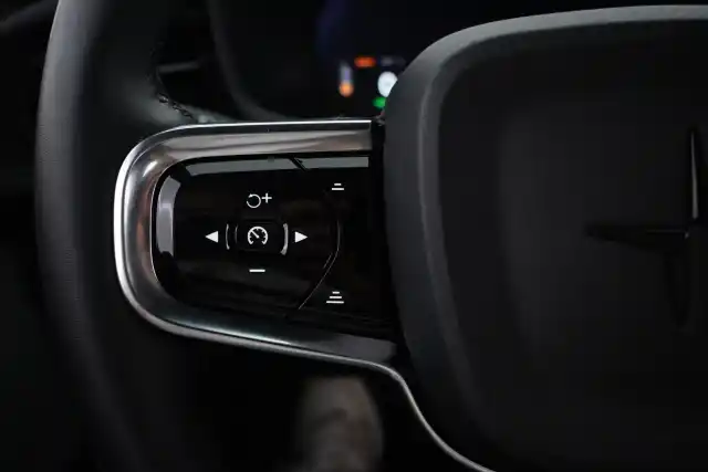 Harmaa Sedan, Polestar 2 – VAR-63665