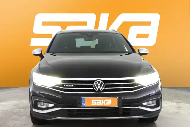 Musta Farmari, Volkswagen Passat – VAR-63675