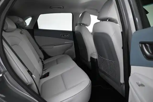Harmaa Maastoauto, Hyundai KONA – VAR-63768