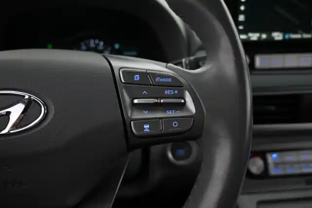 Harmaa Maastoauto, Hyundai KONA – VAR-63768