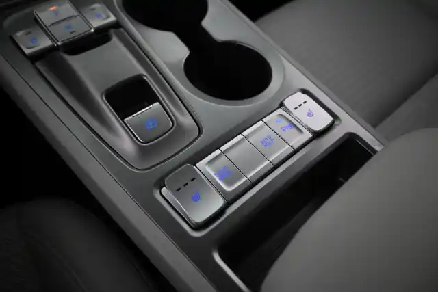 Harmaa Maastoauto, Hyundai KONA – VAR-63768