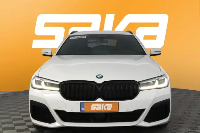 Valkoinen Farmari, BMW 530 – VAR-63986