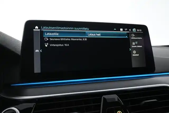 Valkoinen Farmari, BMW 530 – VAR-63986