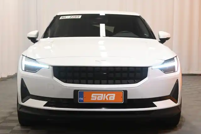 Valkoinen Sedan, Polestar 2 – VAR-64408