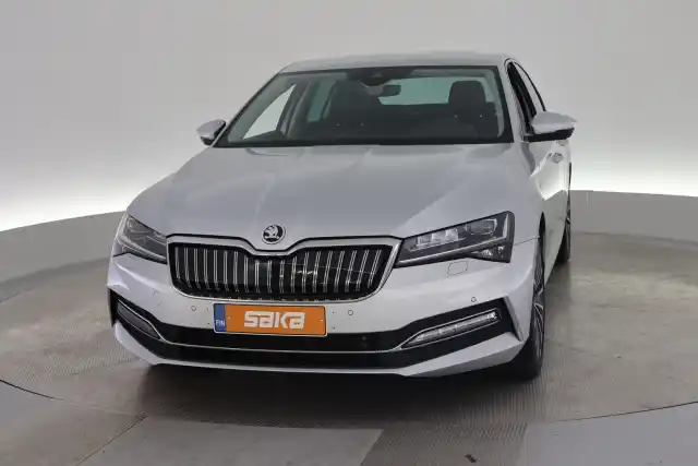 Hopea Sedan, Skoda Superb – VAR-64459