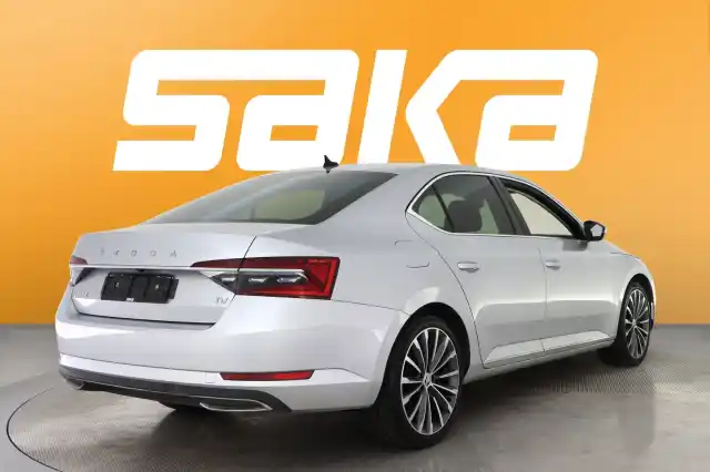 Hopea Sedan, Skoda Superb – VAR-64459