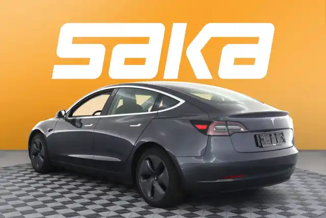 Harmaa Sedan, Tesla Model 3 – VAR-64548