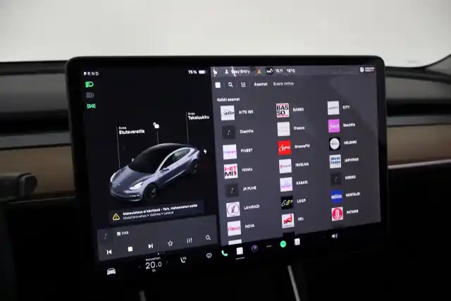 Harmaa Sedan, Tesla Model 3 – VAR-64637