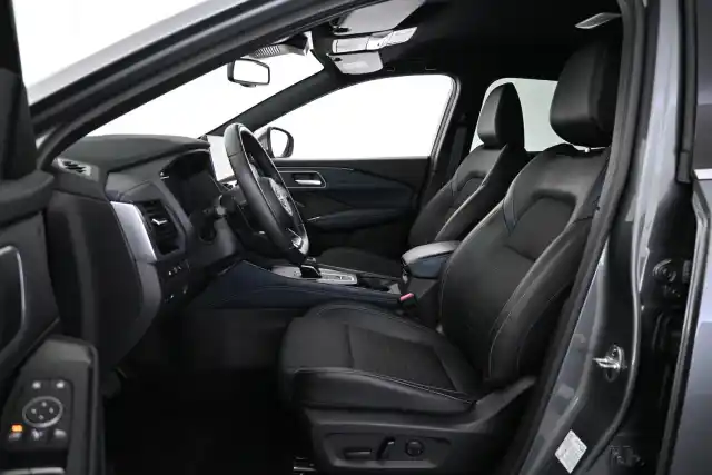 Harmaa Maastoauto, Nissan Qashqai – VAR-64882