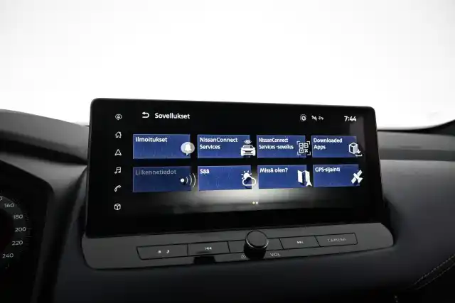 Harmaa Maastoauto, Nissan Qashqai – VAR-64882