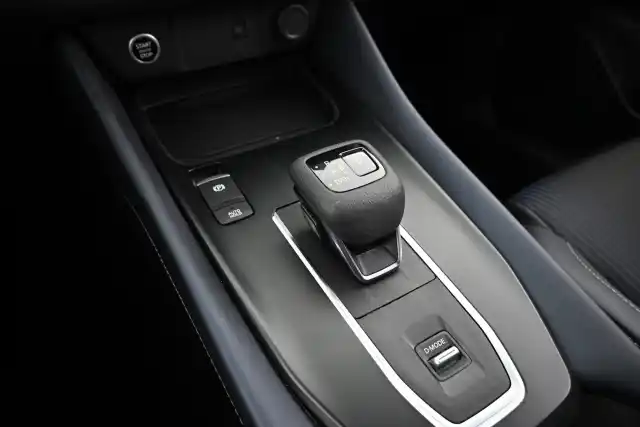 Harmaa Maastoauto, Nissan Qashqai – VAR-64882