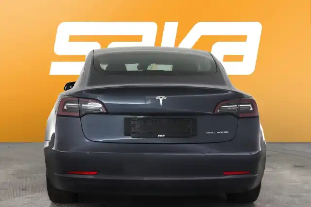 Harmaa Sedan, Tesla Model 3 – VAR-64956