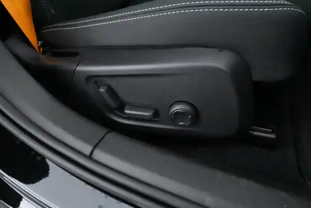 Musta Sedan, Polestar 2 – VAR-65207