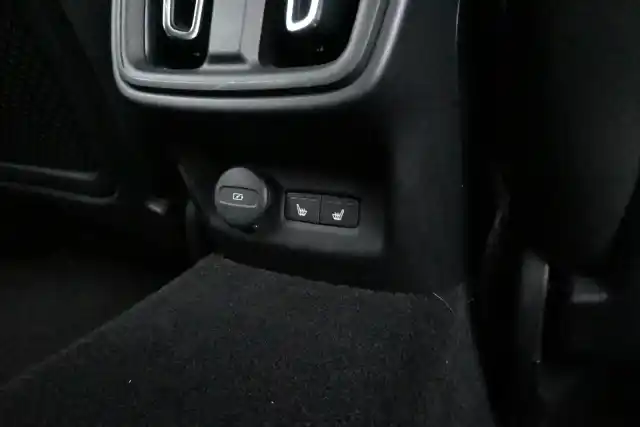 Musta Sedan, Polestar 2 – VAR-65207