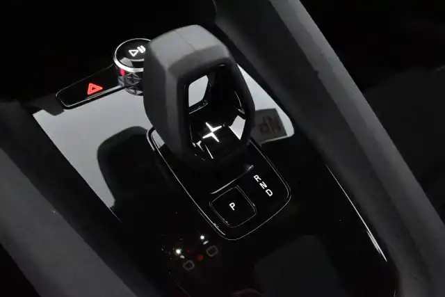 Musta Sedan, Polestar 2 – VAR-65207