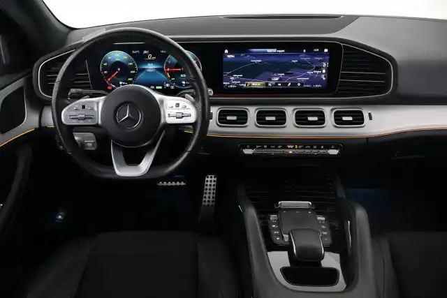 Musta Maastoauto, Mercedes-Benz GLE – VAR-65344