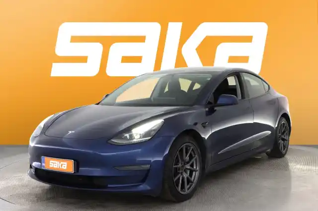 Sininen Viistoperä, Tesla Model 3 – VAR-65791